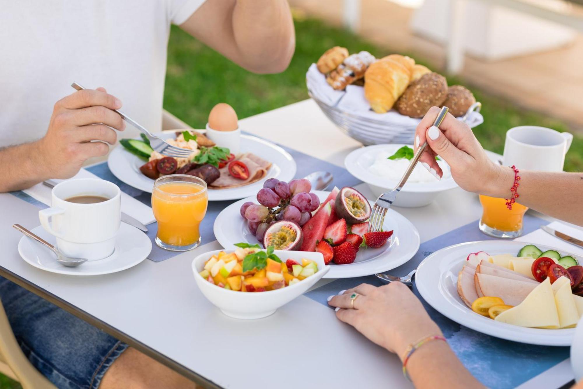 Alianthos Garden Hotel Plakias Ngoại thất bức ảnh